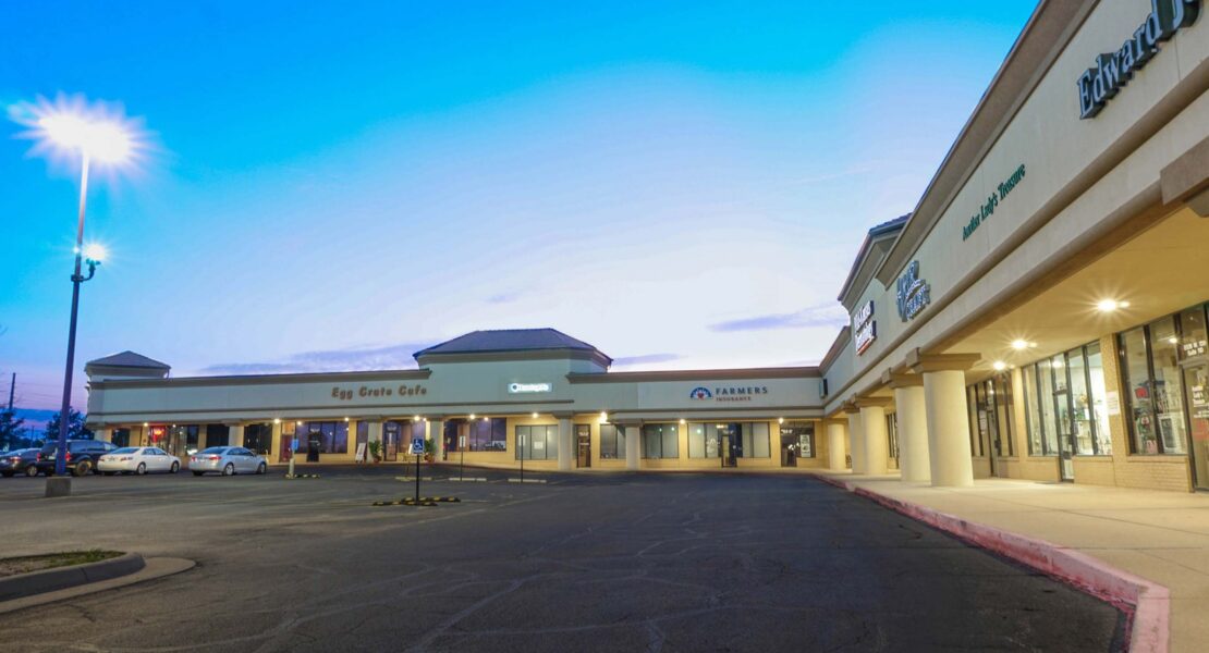 Northwest Centre_Properties in Shopping Center for Lease by Occidental Management-1